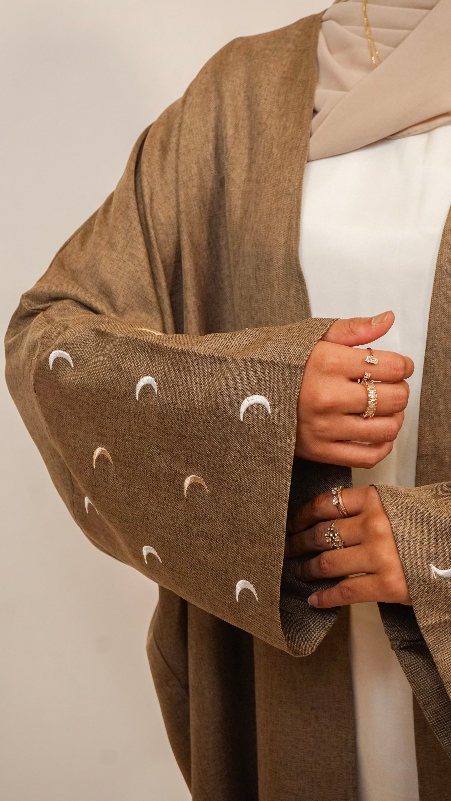 Moon Sleeve Abaya